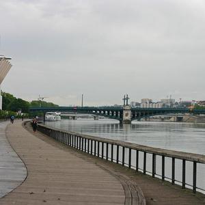 Responsive image