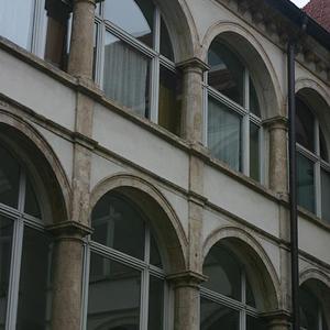Responsive image
